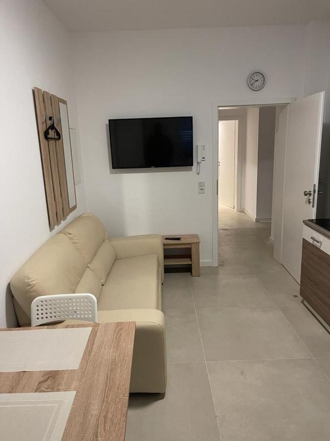 Monteurzimmer Mit Zwei Einzelnen Betten In Einer 3Zi Wohnung Mit Kuche Und Bad Osnabruck Bagian luar foto